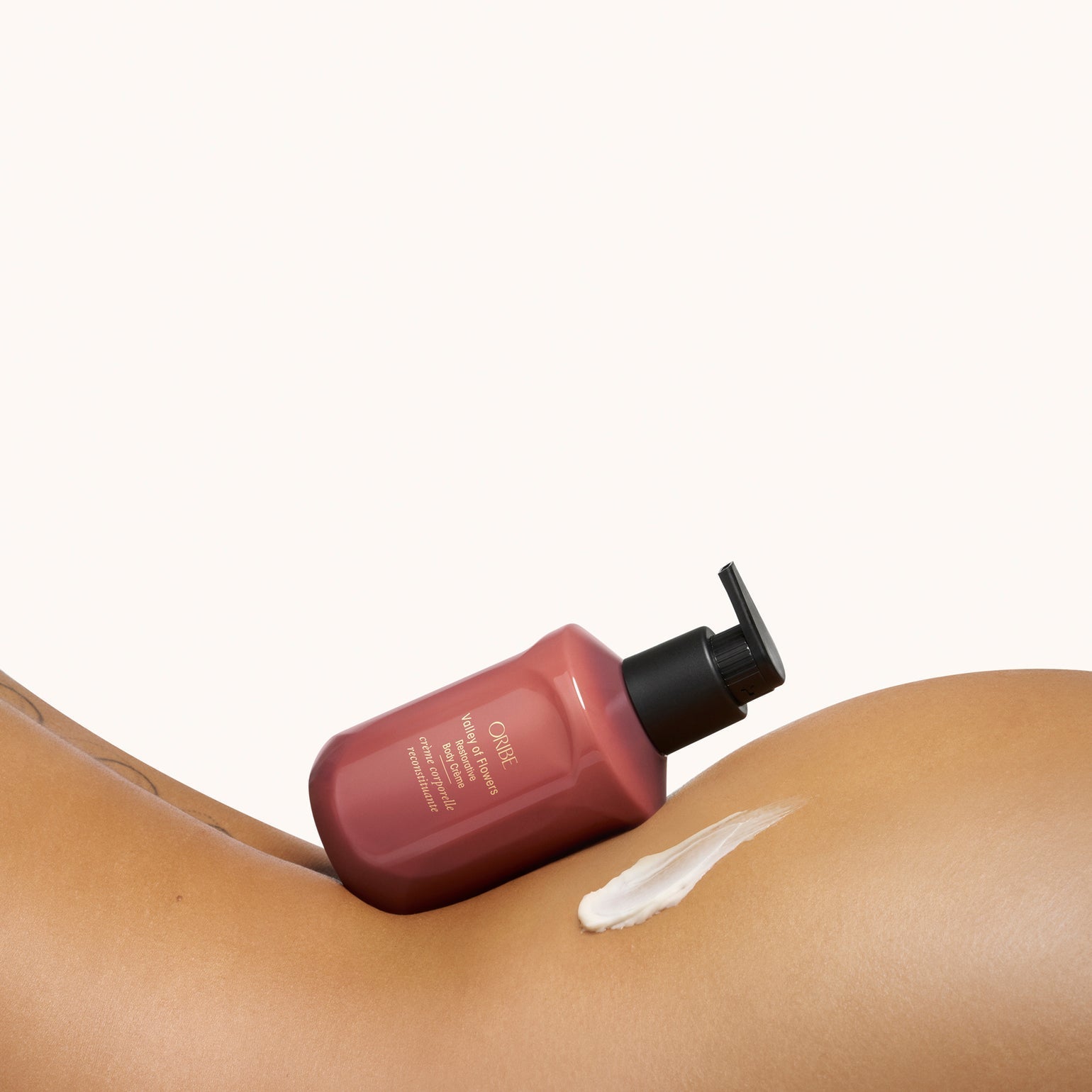 Valley of Flowers Restorative Body Crème - Oribe Hair Care - Image 3