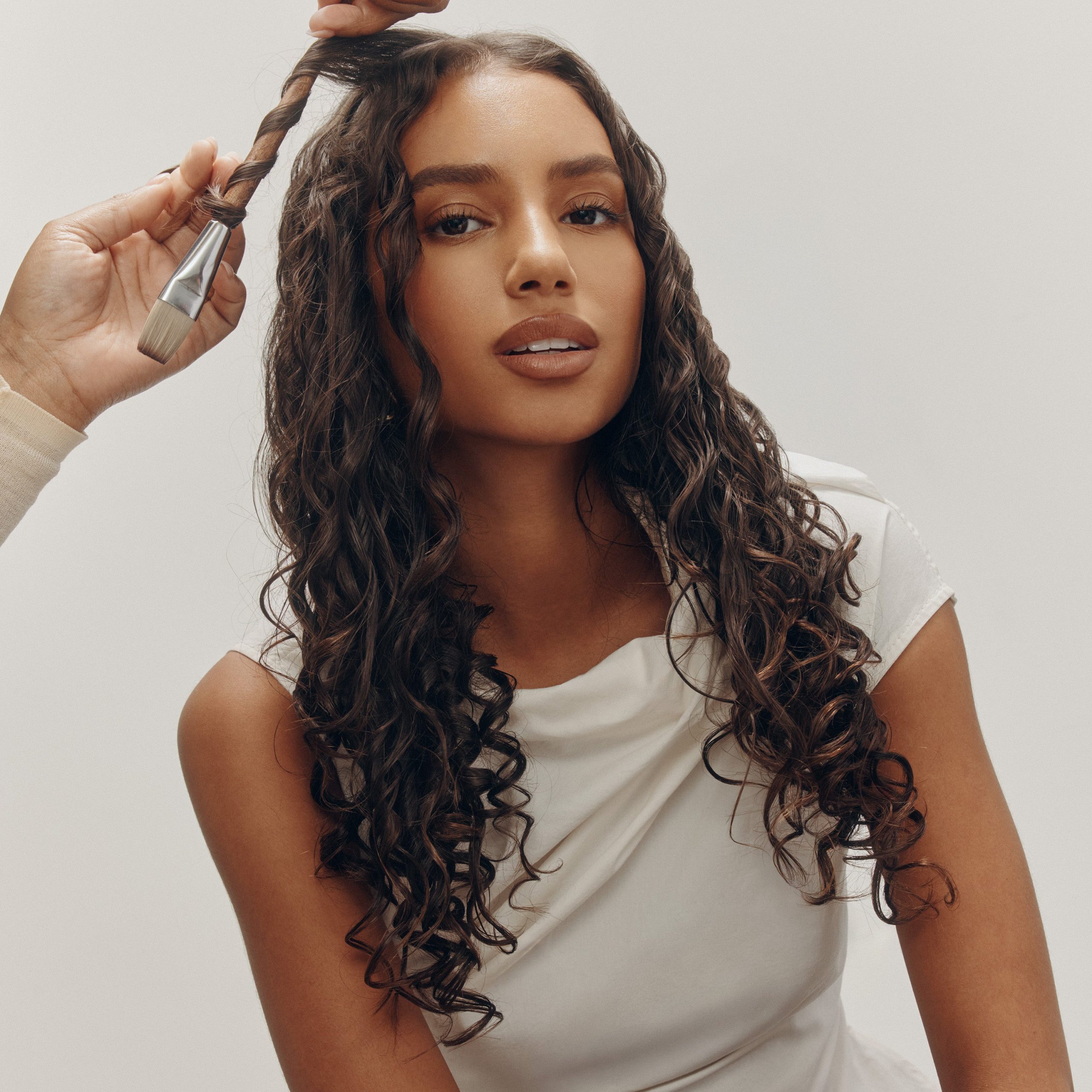 Curl Gloss Hydration & Hold - Oribe Hair Care - Image 6