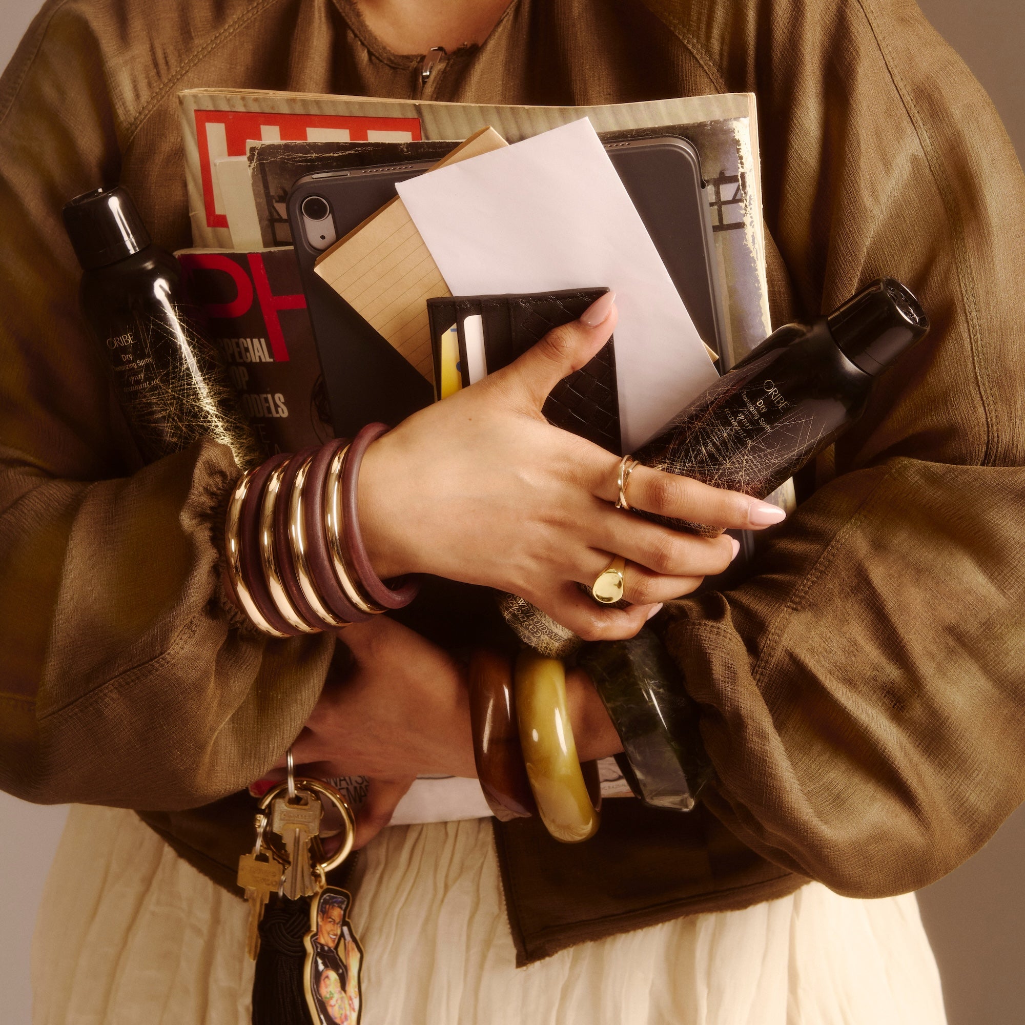 Dry Texturizing Spray - Oribe Hair Care - Image 5
