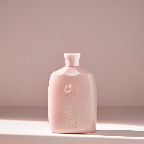 Serene Scalp Anti-Dandruff Shampoo - Oribe Hair Care