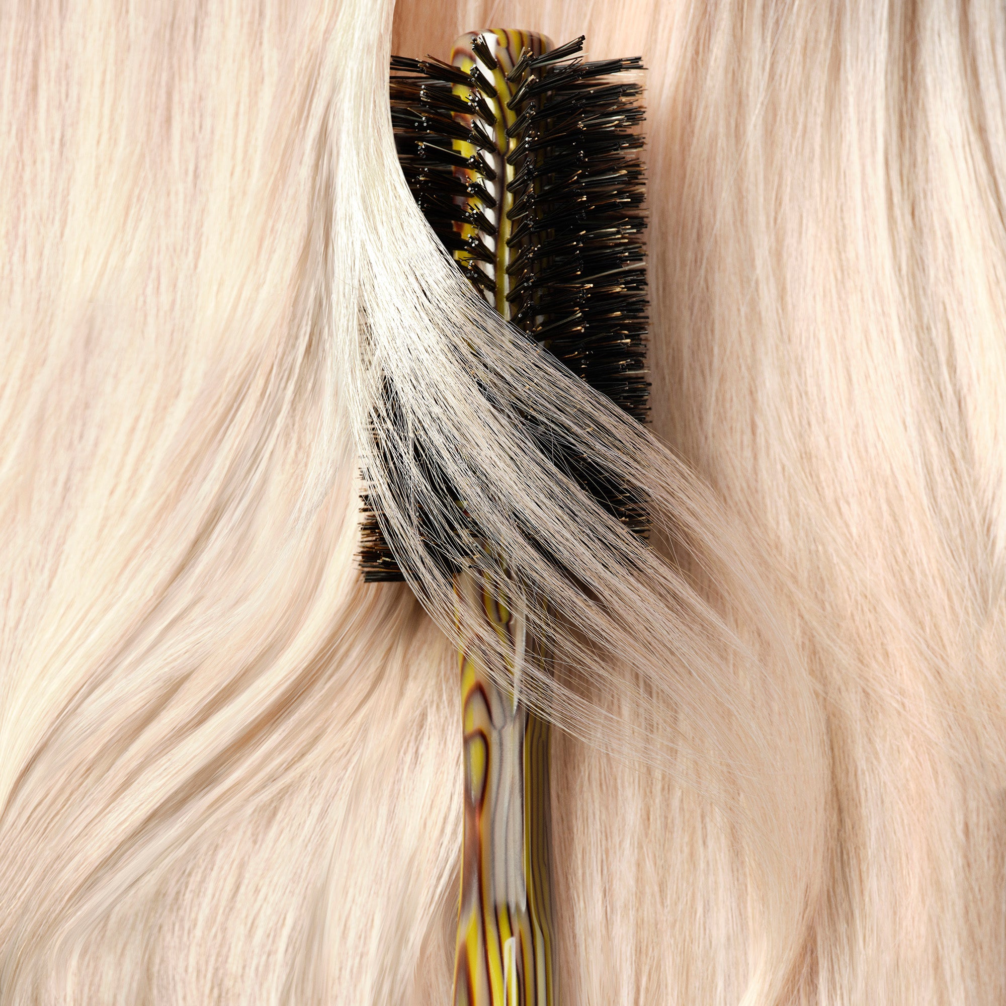 Italian Resin Medium Round Brush - Oribe Hair Care - Image 2
